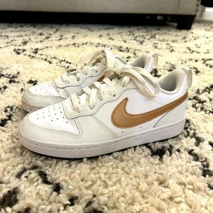 Nike Court Borough Low Bronze Size 4.5. Very good condition.